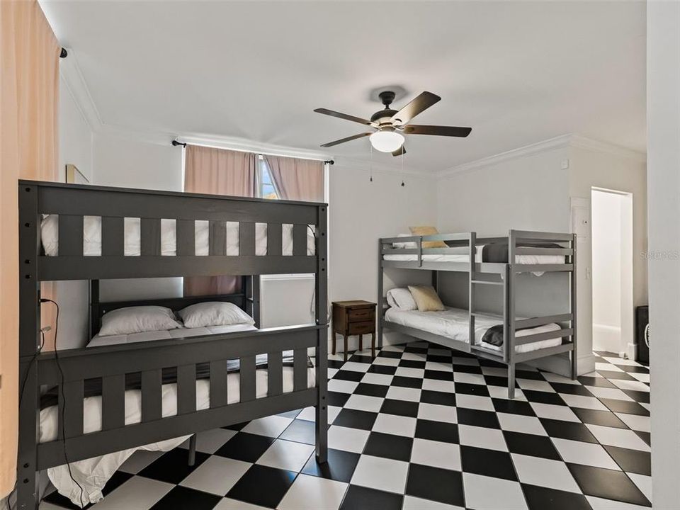 En Venta: $1,800,000 (5 camas, 6 baños, 6234 Pies cuadrados)