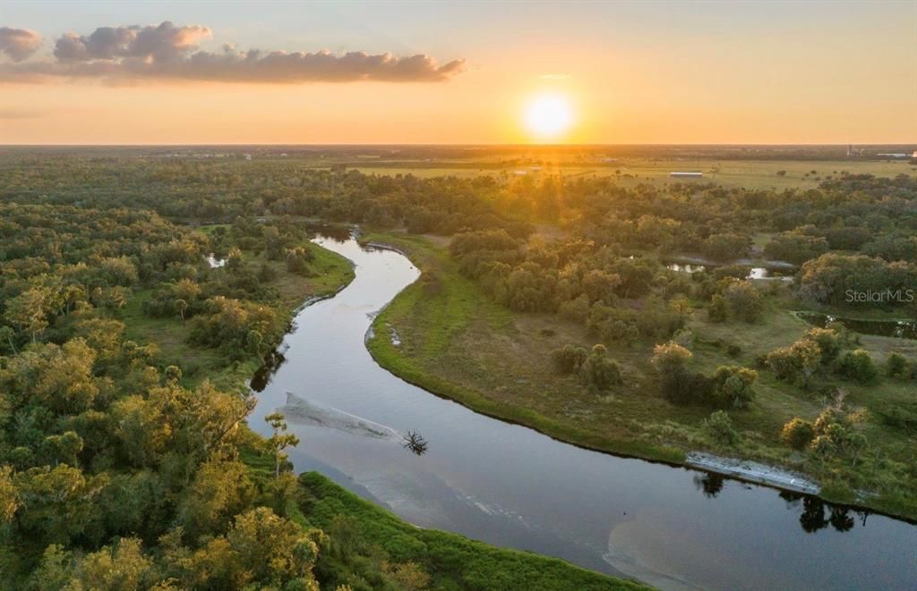 For Sale: $3,100,000 (310.00 acres)