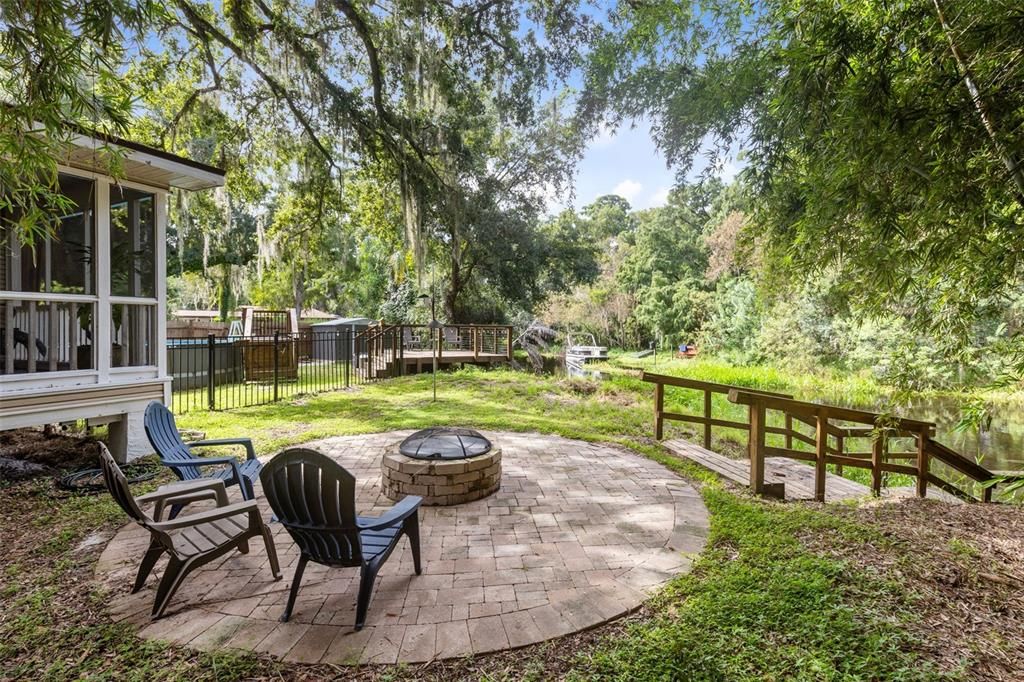 For Sale: $499,000 (4 beds, 2 baths, 2366 Square Feet)
