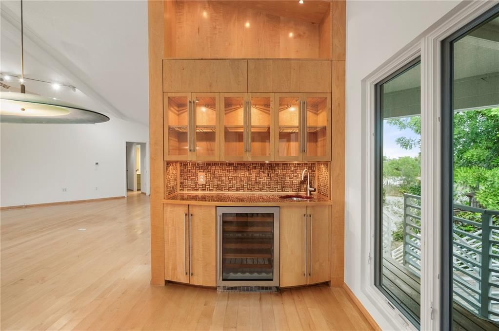 En Venta: $1,235,000 (3 camas, 2 baños, 1687 Pies cuadrados)