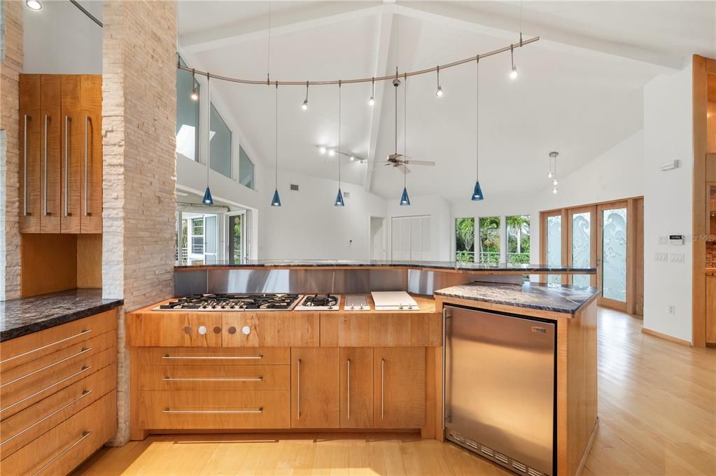 En Venta: $1,235,000 (3 camas, 2 baños, 1687 Pies cuadrados)