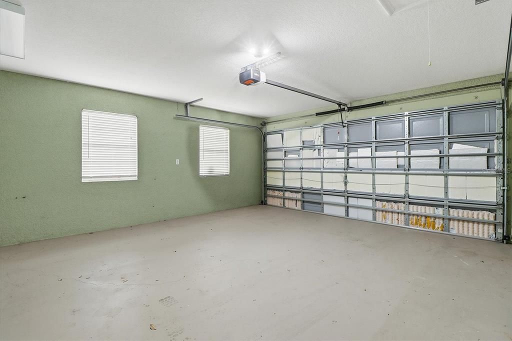 На продажу: $299,900 (3 спален, 2 ванн, 1554 Квадратных фут)