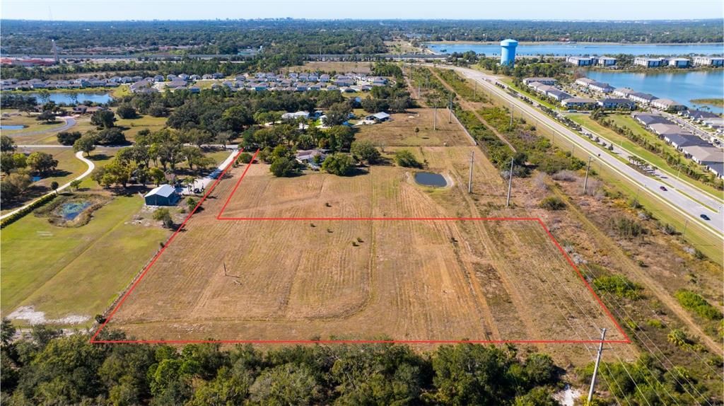En Venta: $1,000,000 (5.01 acres)