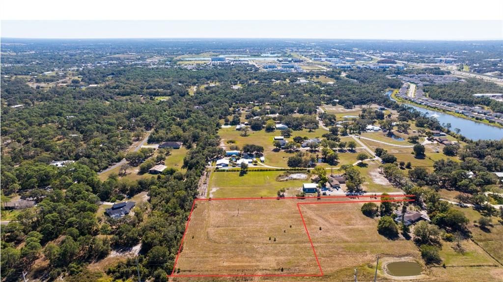 En Venta: $1,000,000 (5.01 acres)