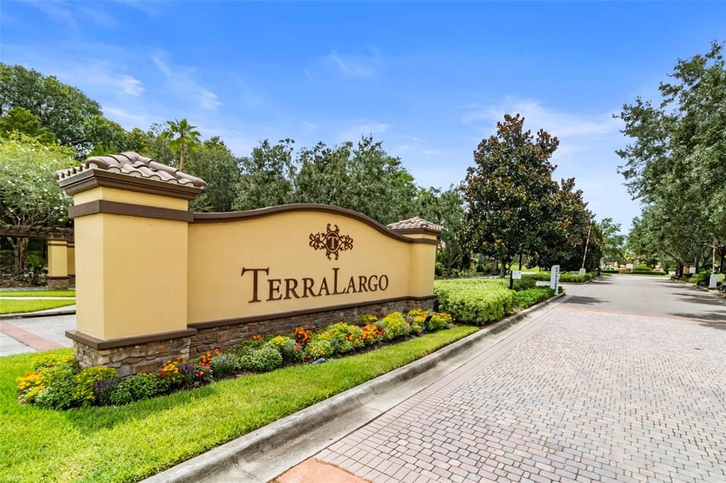 For Sale: $355,000 (3 beds, 2 baths, 1742 Square Feet)