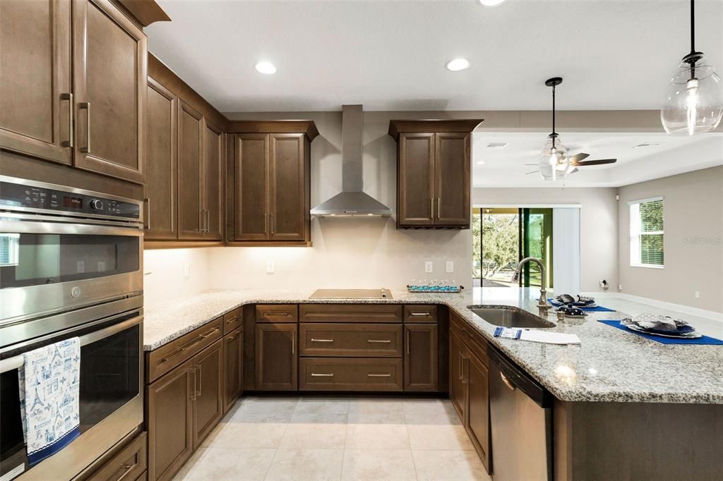 For Sale: $355,000 (3 beds, 2 baths, 1742 Square Feet)