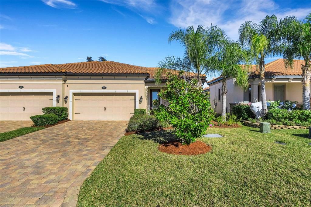 For Sale: $355,000 (3 beds, 2 baths, 1742 Square Feet)