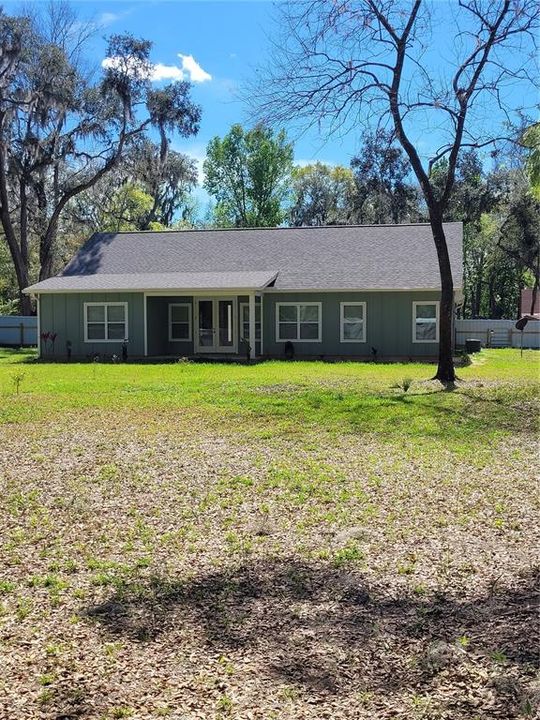 待售: $439,500 (4 贝兹, 2 浴室, 2011 平方英尺)