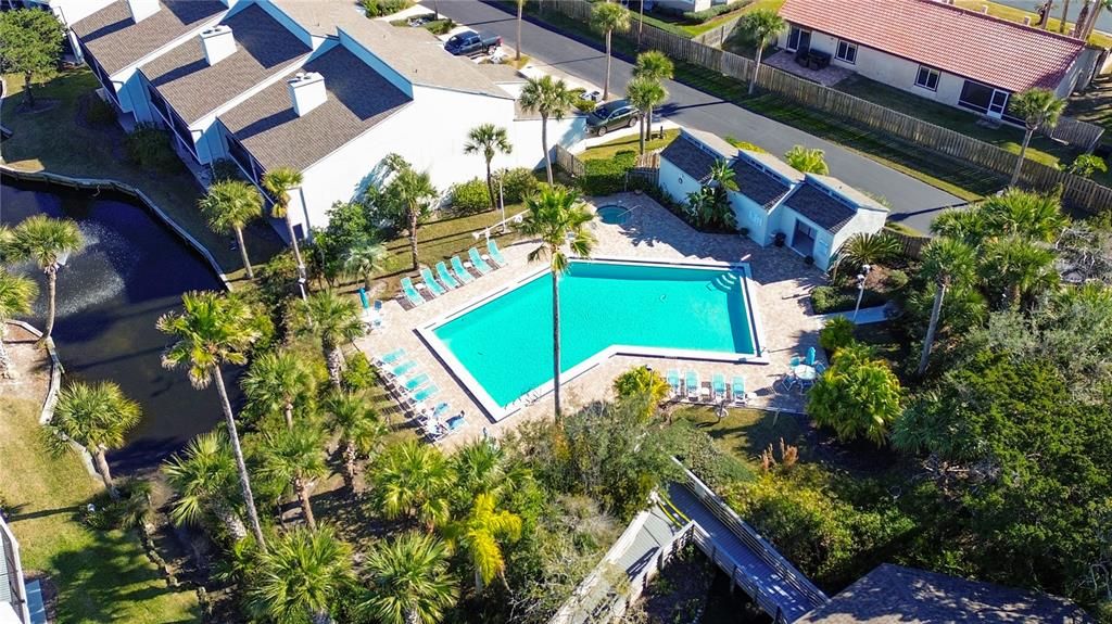 For Sale: $499,000 (2 beds, 2 baths, 1232 Square Feet)