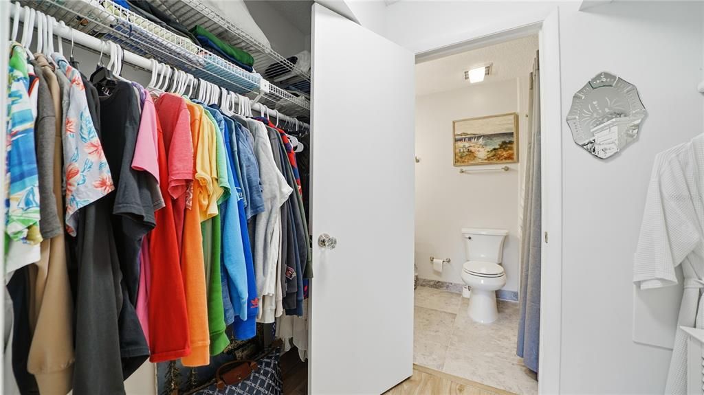 For Sale: $499,000 (2 beds, 2 baths, 1232 Square Feet)