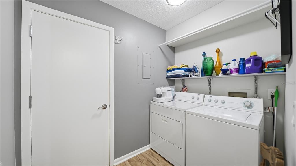 For Sale: $499,000 (2 beds, 2 baths, 1232 Square Feet)