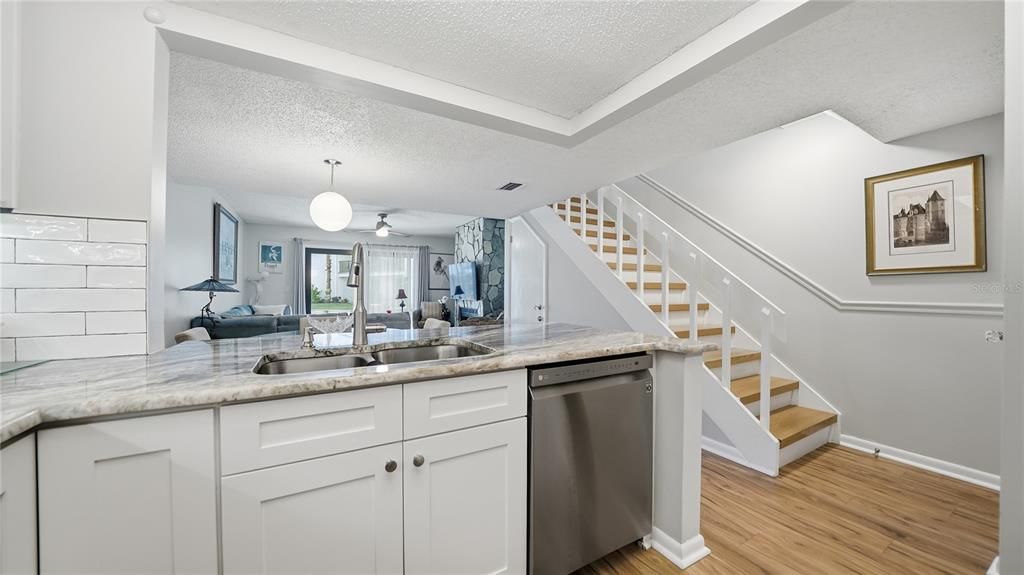 For Sale: $499,000 (2 beds, 2 baths, 1232 Square Feet)