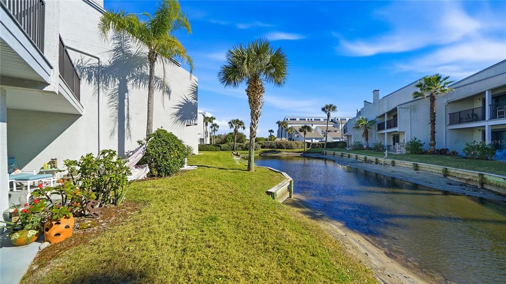 For Sale: $499,000 (2 beds, 2 baths, 1232 Square Feet)