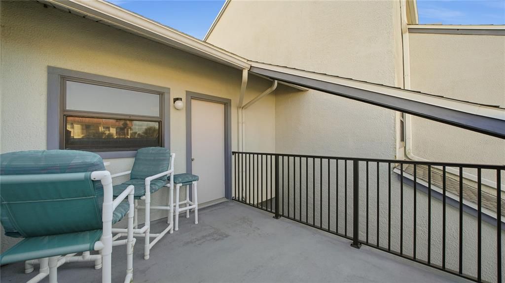 For Sale: $499,000 (2 beds, 2 baths, 1232 Square Feet)