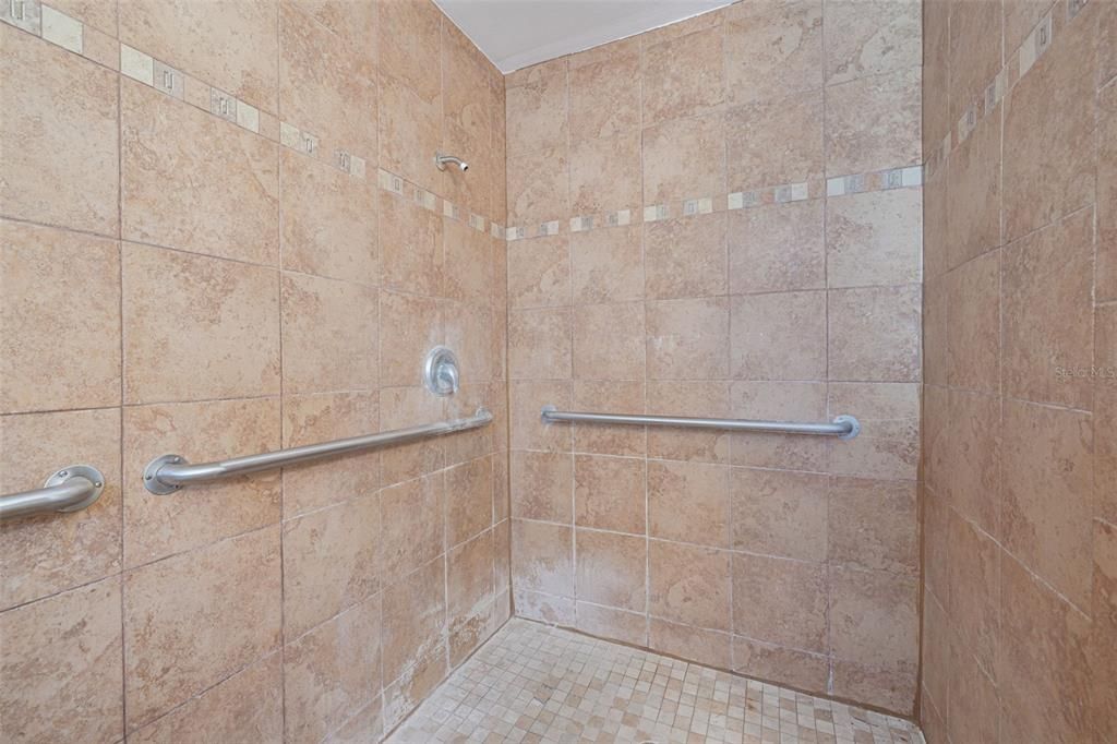 En Venta: $3,625,000 (0 camas, 0 baños, 4236 Pies cuadrados)