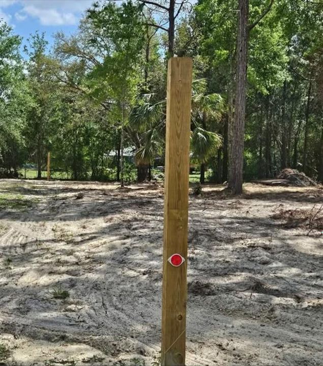На продажу: $49,999 (0.69 acres)