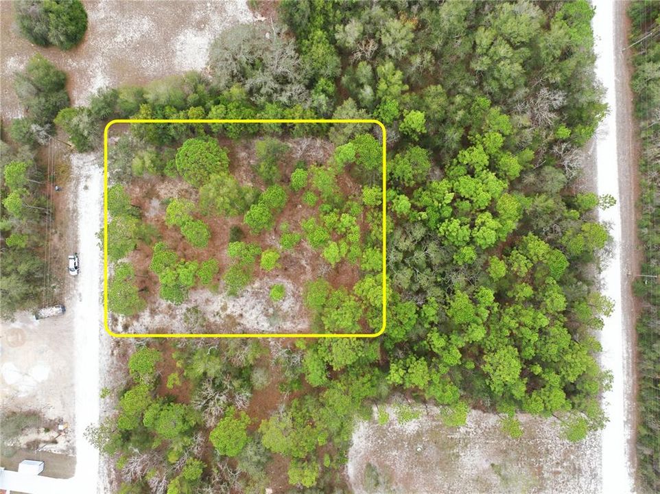 На продажу: $49,999 (0.69 acres)
