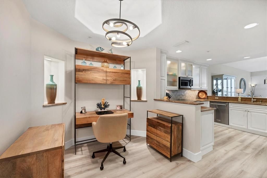 En Venta: $699,000 (3 camas, 2 baños, 2032 Pies cuadrados)