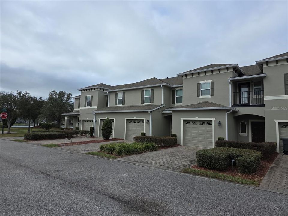 For Sale: $245,000 (3 beds, 2 baths, 1288 Square Feet)
