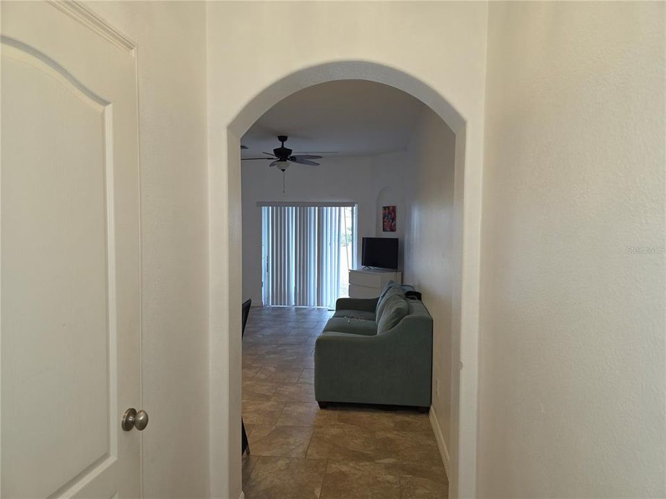 For Sale: $245,000 (3 beds, 2 baths, 1288 Square Feet)