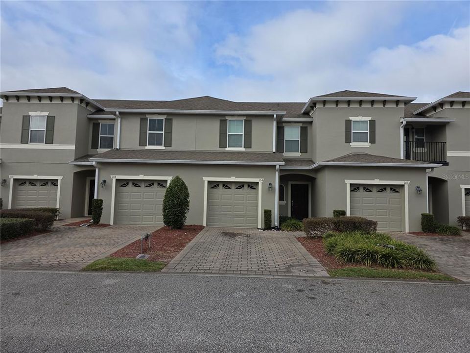For Sale: $245,000 (3 beds, 2 baths, 1288 Square Feet)