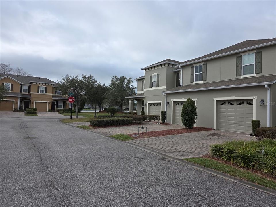For Sale: $245,000 (3 beds, 2 baths, 1288 Square Feet)
