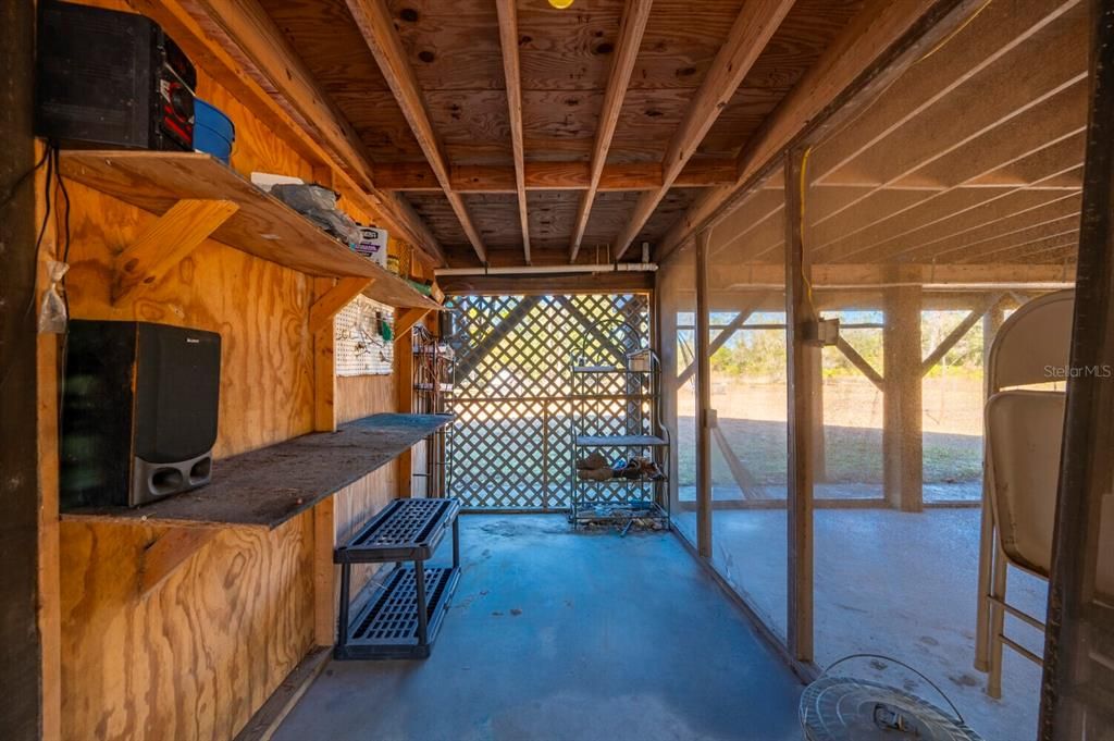 For Sale: $379,000 (2 beds, 1 baths, 912 Square Feet)
