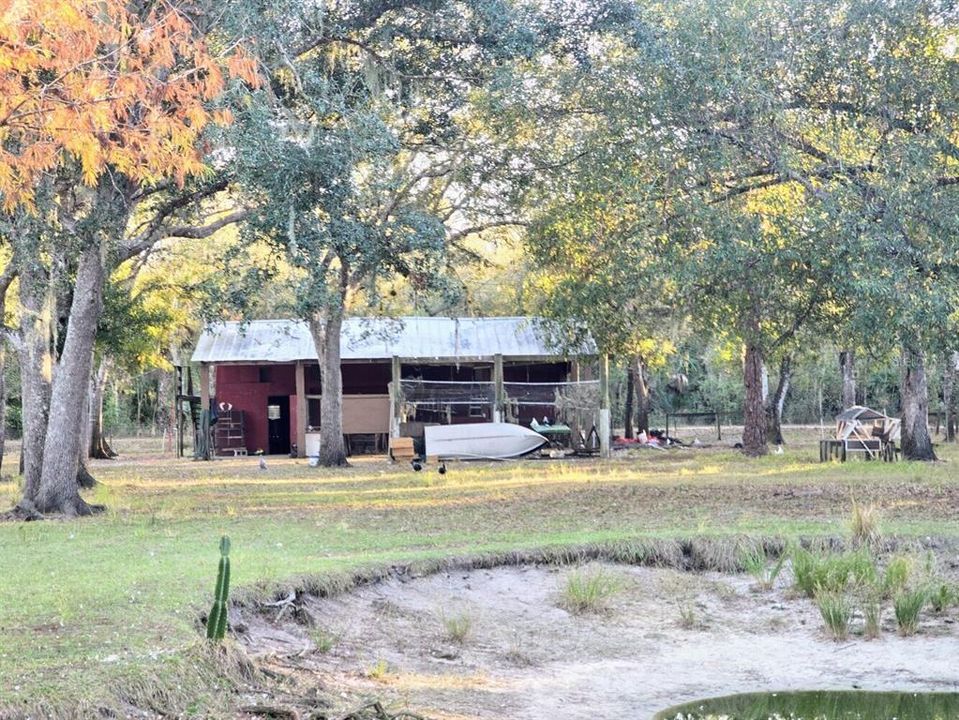 For Sale: $379,000 (2 beds, 1 baths, 912 Square Feet)
