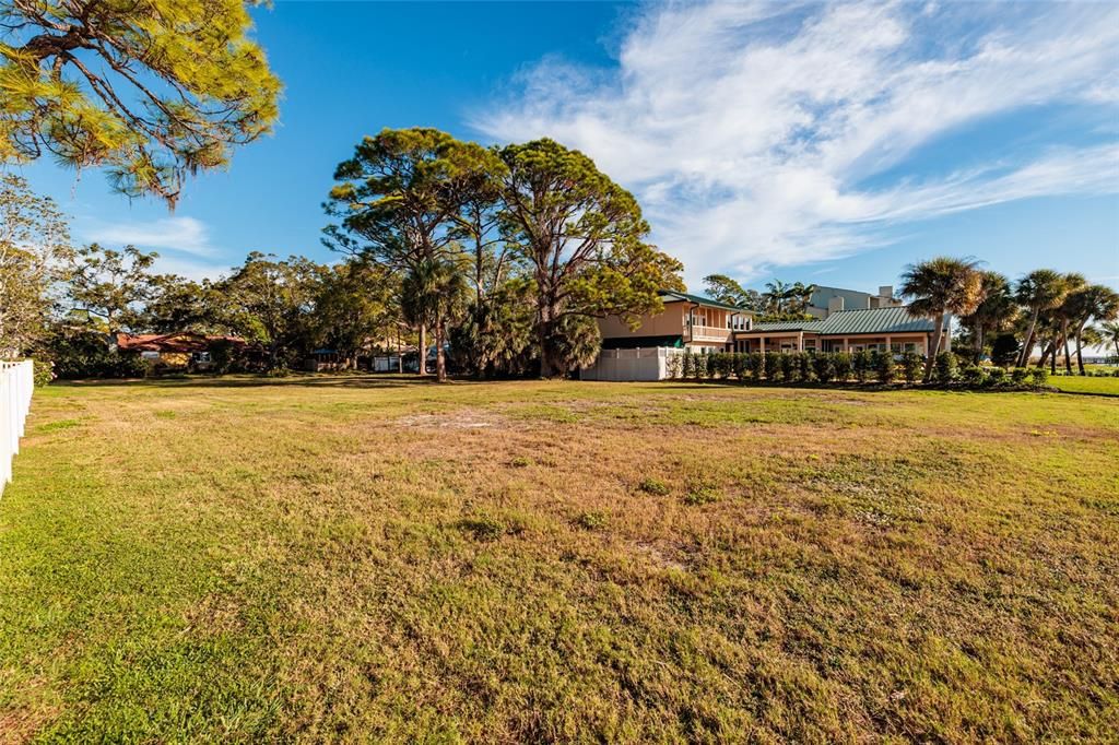 For Sale: $1,575,000 (0.41 acres)
