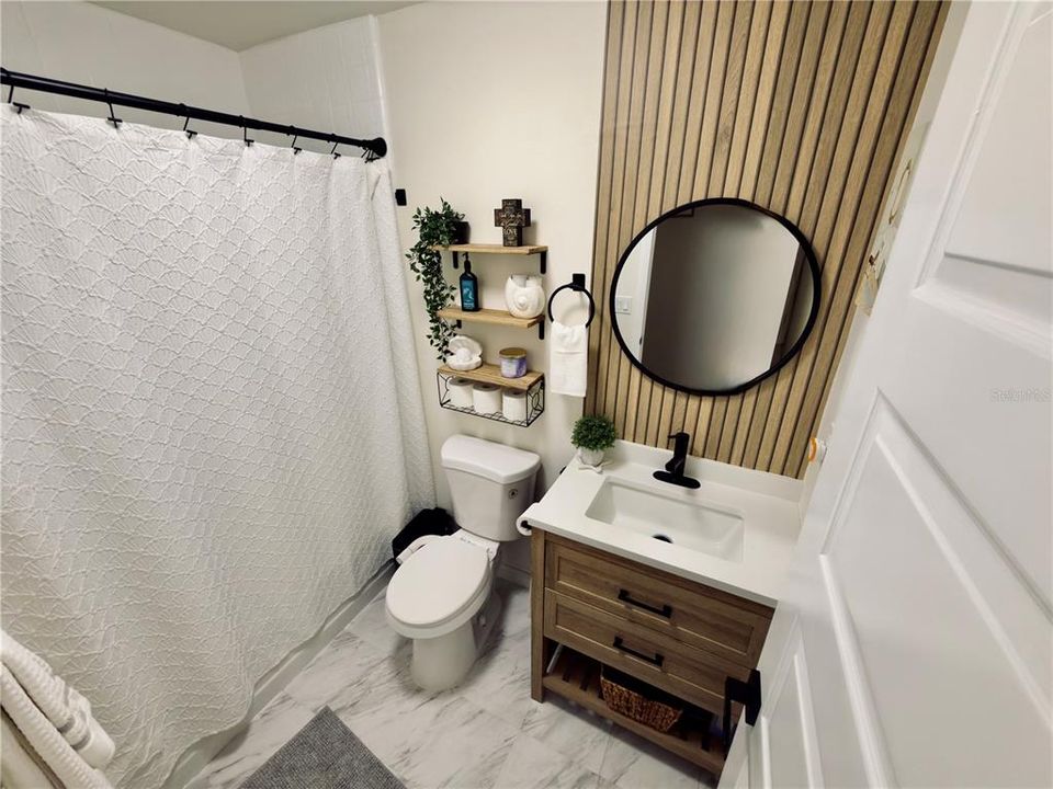 Activo con contrato: $225,000 (2 camas, 2 baños, 1177 Pies cuadrados)
