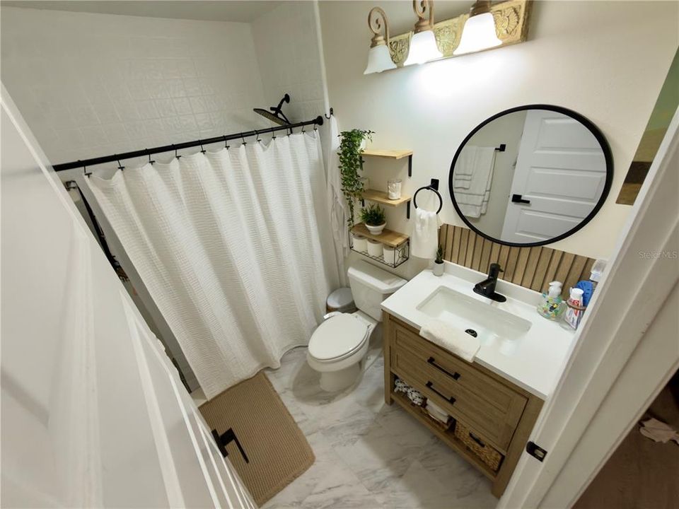 Activo con contrato: $225,000 (2 camas, 2 baños, 1177 Pies cuadrados)