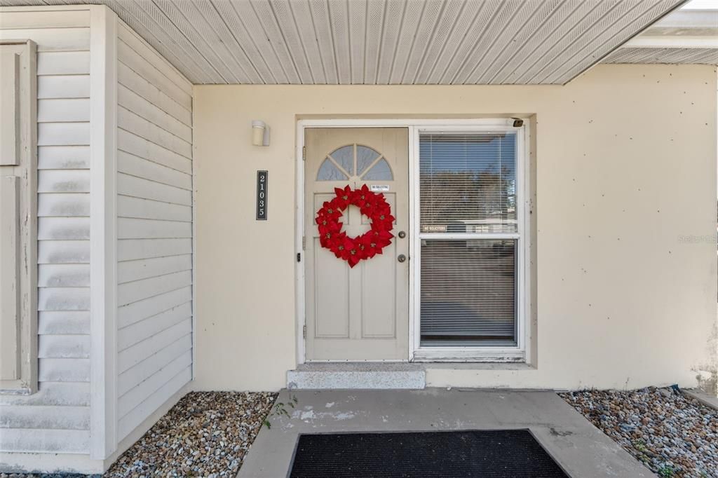 Recently Sold: $95,000 (1 beds, 1 baths, 735 Square Feet)