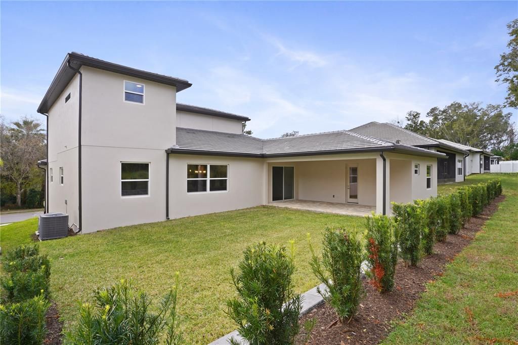For Sale: $799,900 (5 beds, 3 baths, 3274 Square Feet)