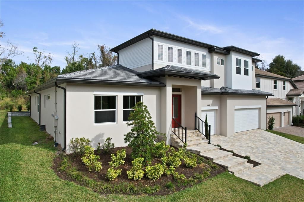 For Sale: $799,900 (5 beds, 3 baths, 3274 Square Feet)