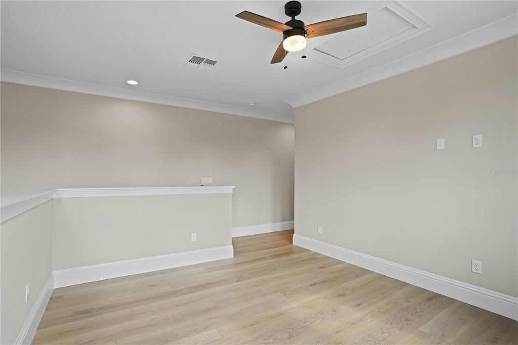 For Sale: $799,900 (5 beds, 3 baths, 3274 Square Feet)