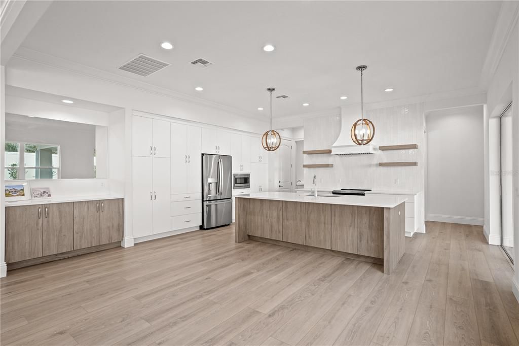 En Venta: $859,900 (6 camas, 3 baños, 3413 Pies cuadrados)