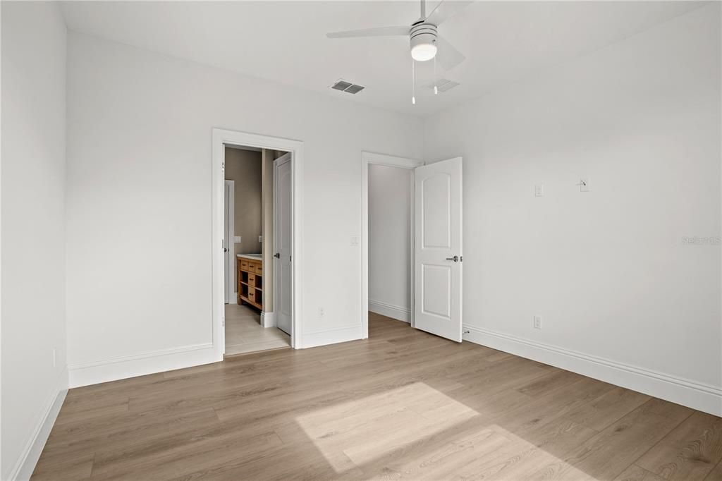 En Venta: $859,900 (6 camas, 3 baños, 3413 Pies cuadrados)