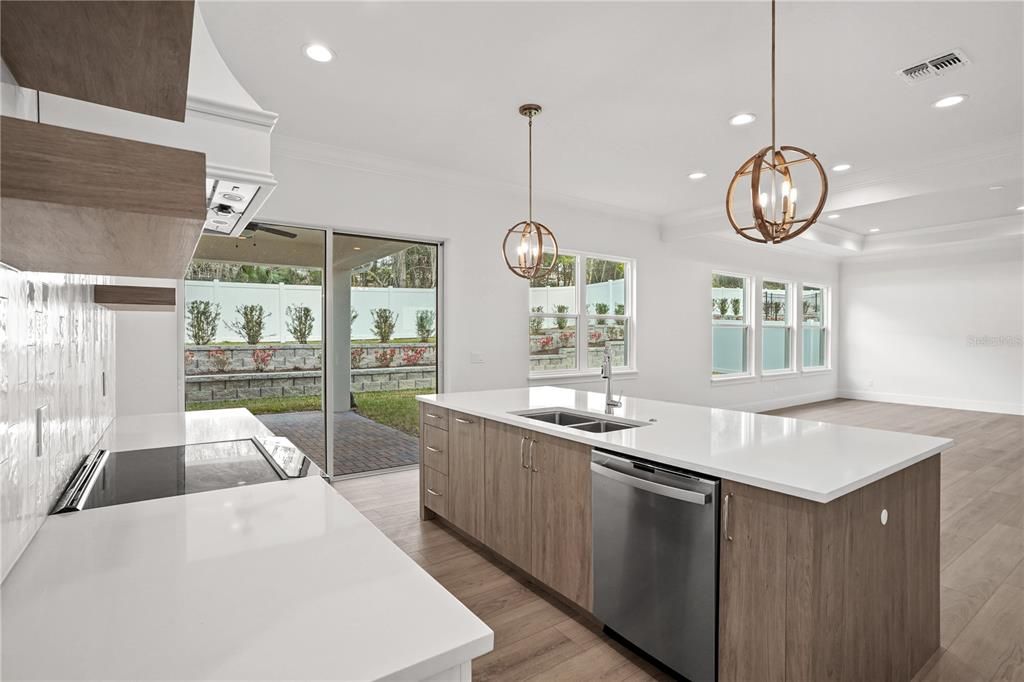En Venta: $859,900 (6 camas, 3 baños, 3413 Pies cuadrados)