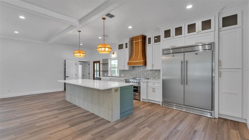 En Venta: $1,799,900 (4 camas, 4 baños, 4708 Pies cuadrados)