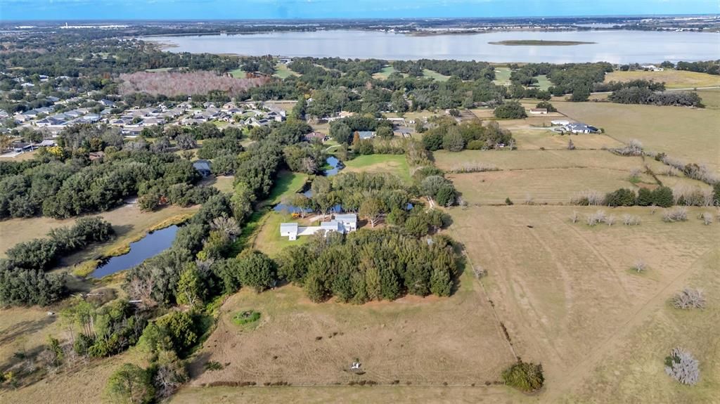 En Venta: $1,799,900 (4 camas, 4 baños, 4708 Pies cuadrados)