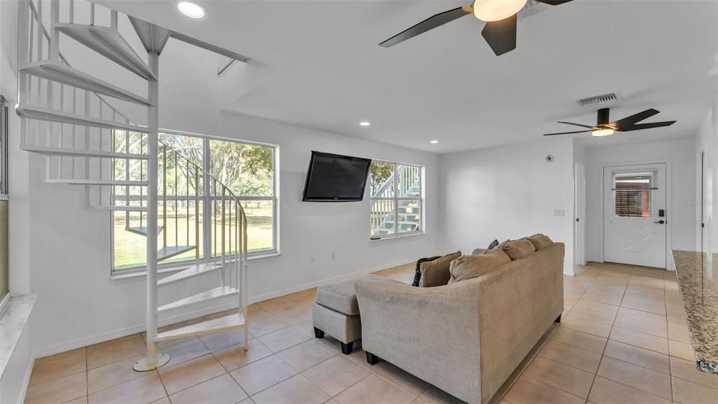 En Venta: $1,799,900 (4 camas, 4 baños, 4708 Pies cuadrados)