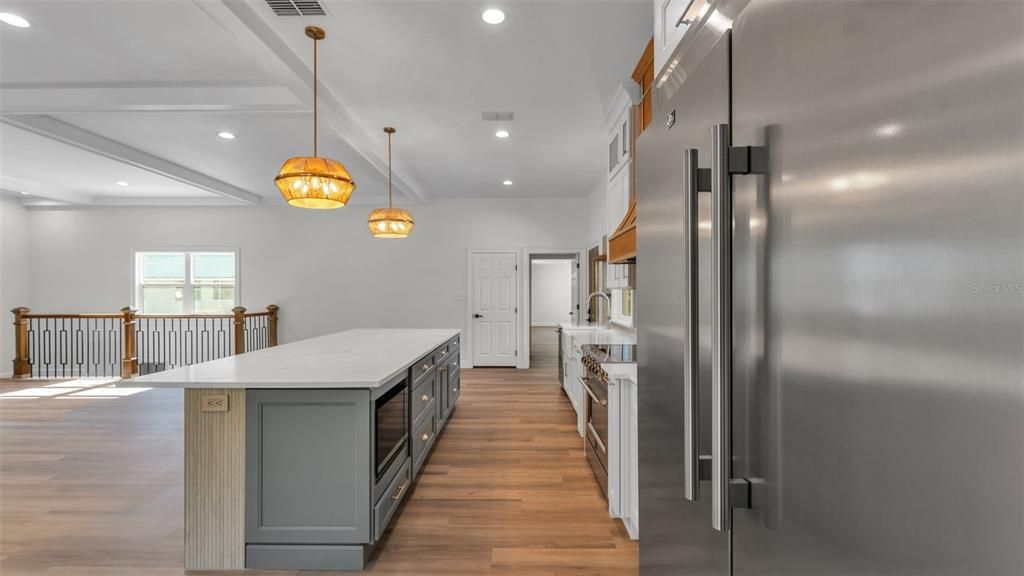 En Venta: $1,799,900 (4 camas, 4 baños, 4708 Pies cuadrados)