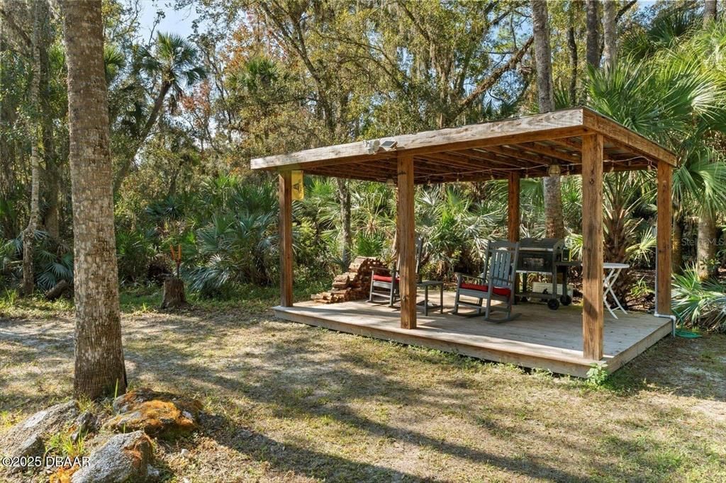 For Sale: $899,000 (4 beds, 3 baths, 2580 Square Feet)