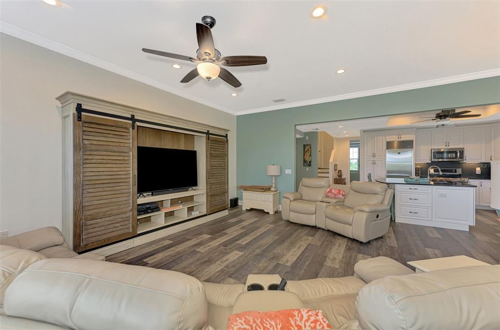 For Sale: $534,900 (4 beds, 3 baths, 2320 Square Feet)