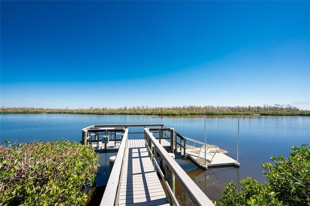 For Sale: $534,900 (4 beds, 3 baths, 2320 Square Feet)