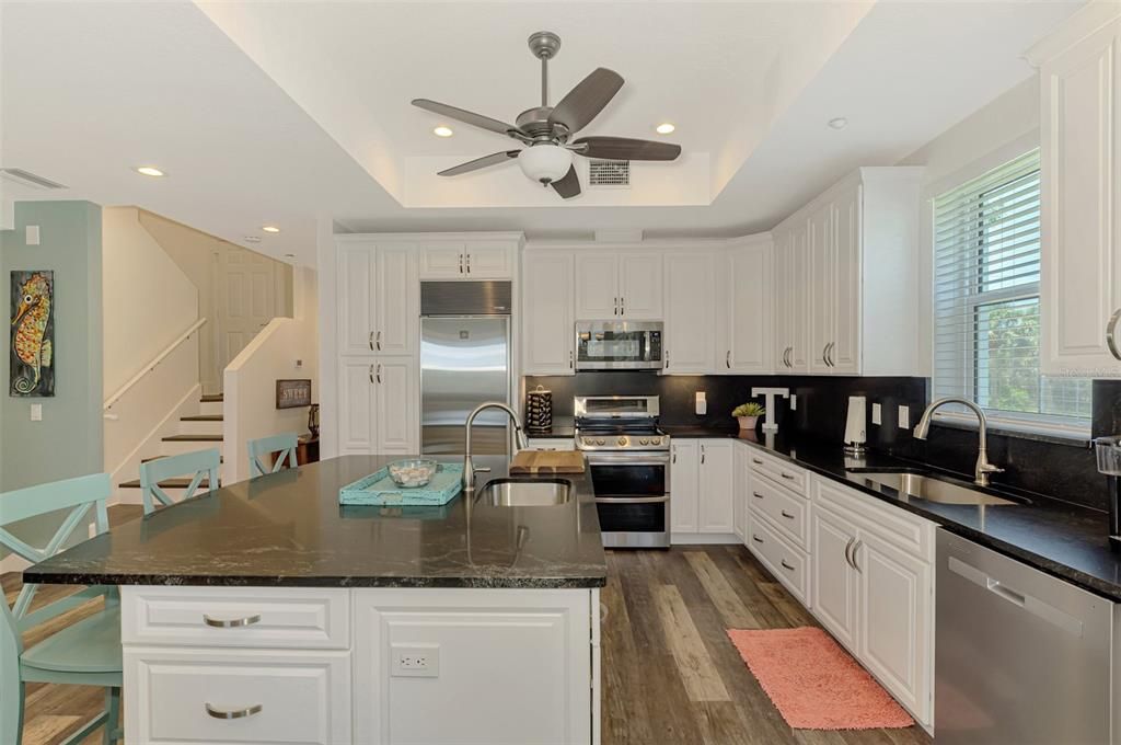 For Sale: $534,900 (4 beds, 3 baths, 2320 Square Feet)