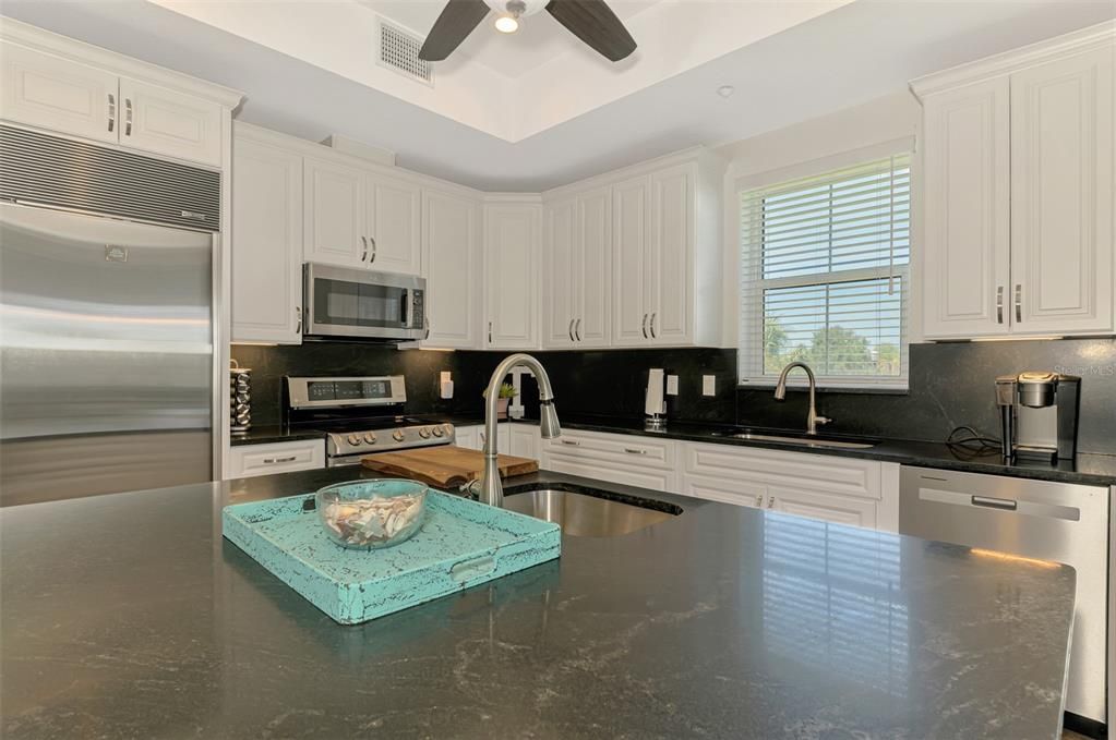 For Sale: $534,900 (4 beds, 3 baths, 2320 Square Feet)