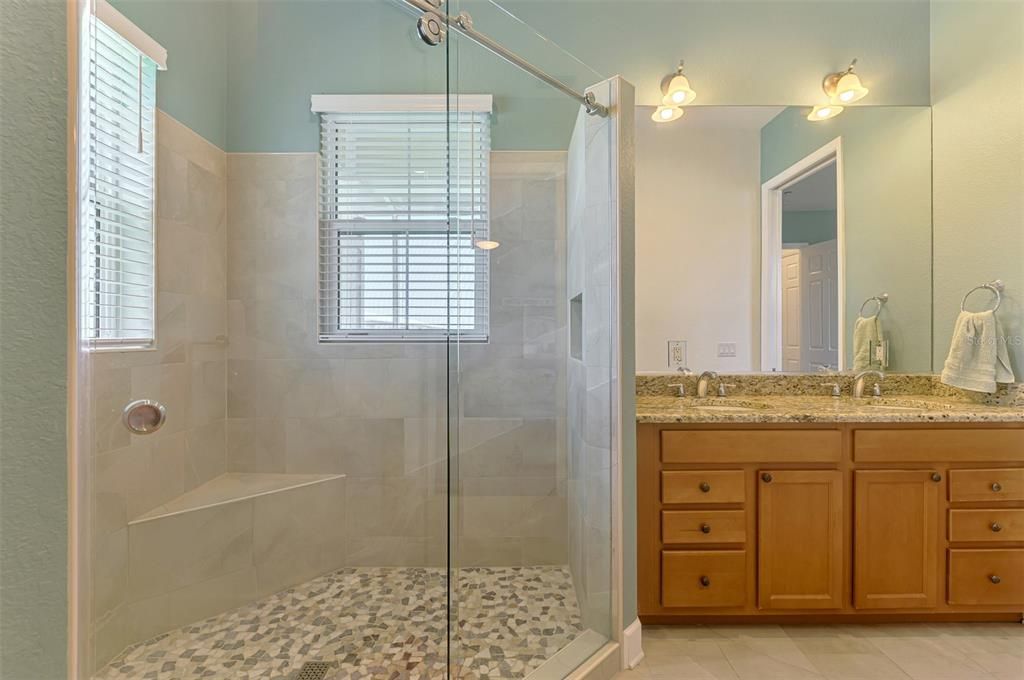 For Sale: $534,900 (4 beds, 3 baths, 2320 Square Feet)