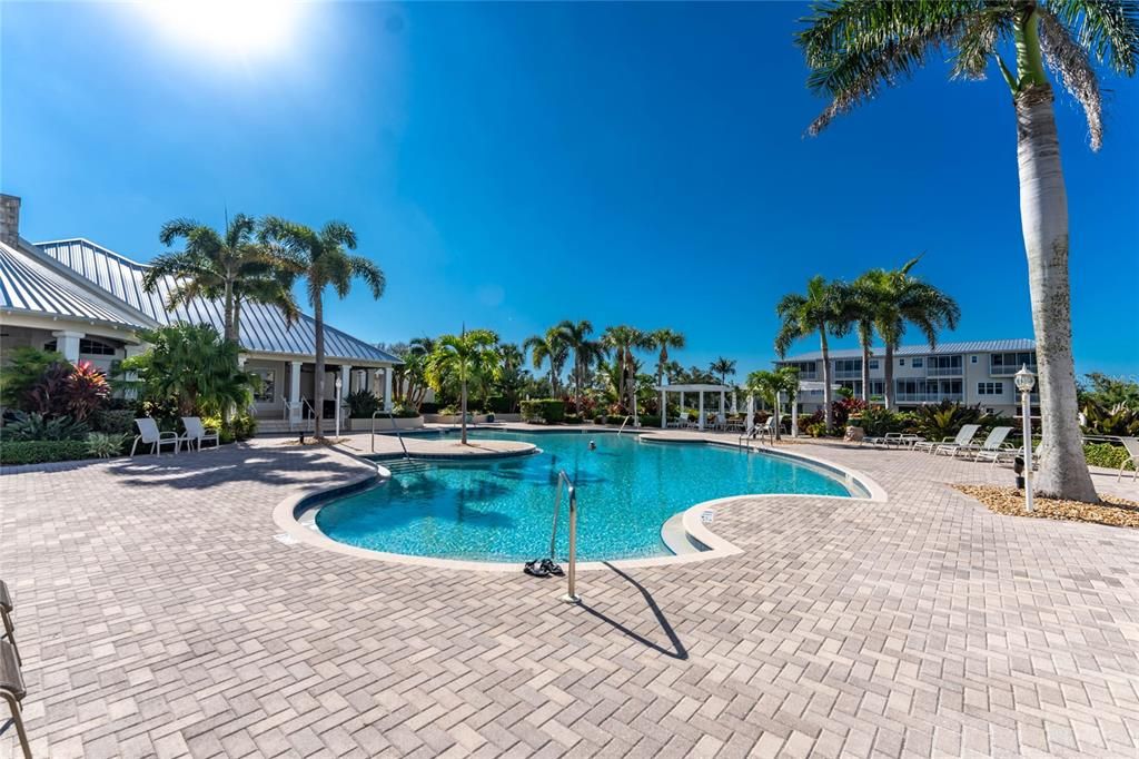 For Sale: $534,900 (4 beds, 3 baths, 2320 Square Feet)