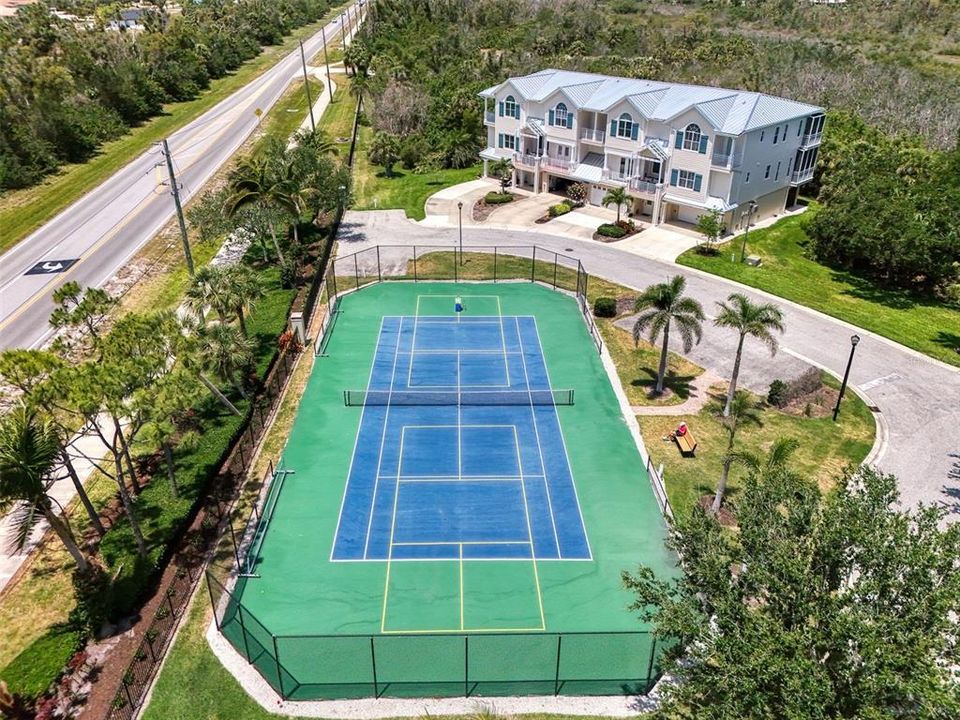 For Sale: $534,900 (4 beds, 3 baths, 2320 Square Feet)